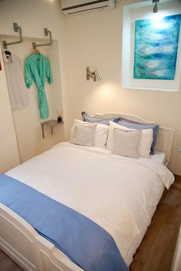 Aroura Homes Garden House 2Br 2Ba Free Parking Athena Bagian luar foto