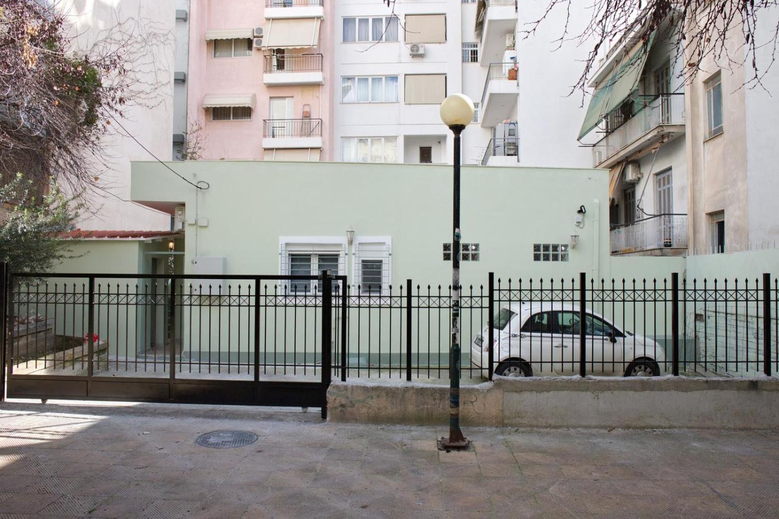 Aroura Homes Garden House 2Br 2Ba Free Parking Athena Bagian luar foto